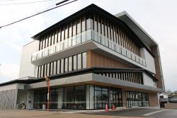 6月26日　地域のシンボルに。鯖江公民館が一新