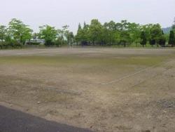 東公園ゲートボール場外観