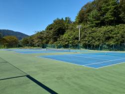 中山公園テニスコート外観