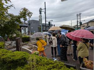 まちあるきの様子の写真