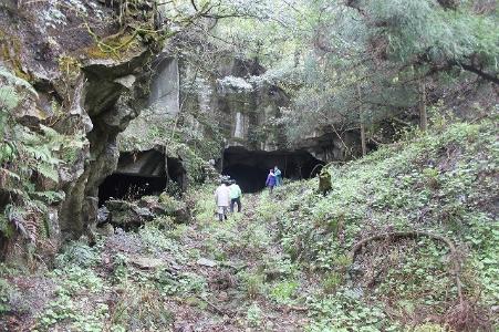 和田石採掘場跡