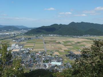 中河地区田園風景。