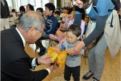 お菓子祭りの写真2