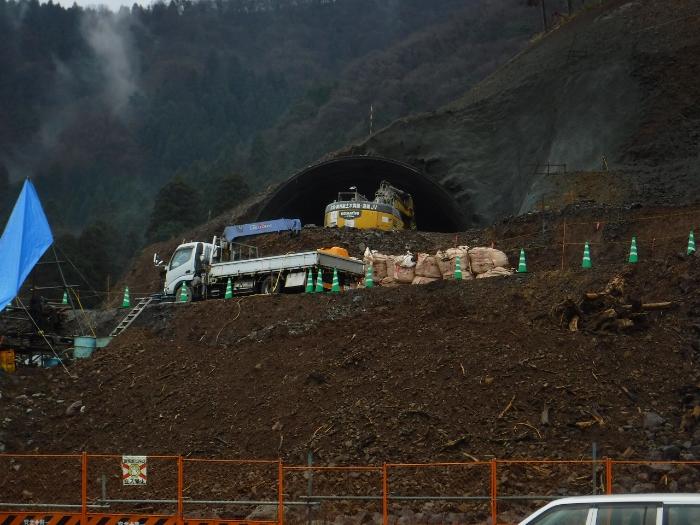 トンネル貫通写真