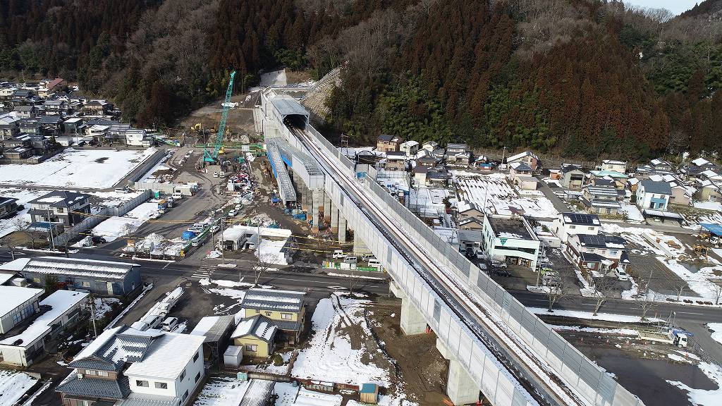 第2福井トンネル坑口（写真）