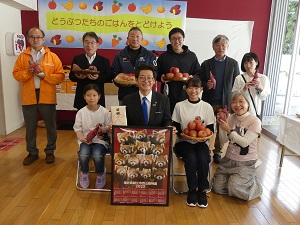 「動物たちのごはんをとどけよう」のイベントが開催されました