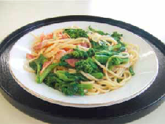 菜花とベーコンのパスタ